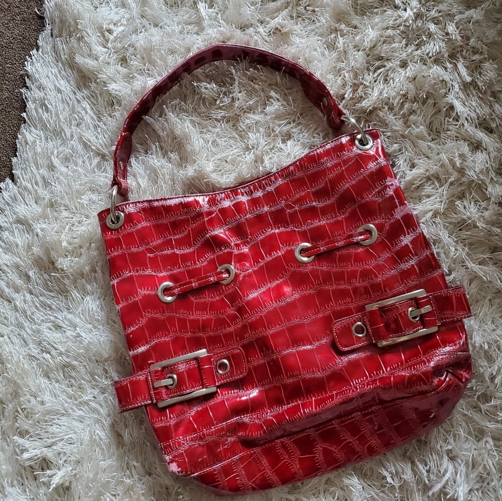 Sag Harbor red shoulder bag